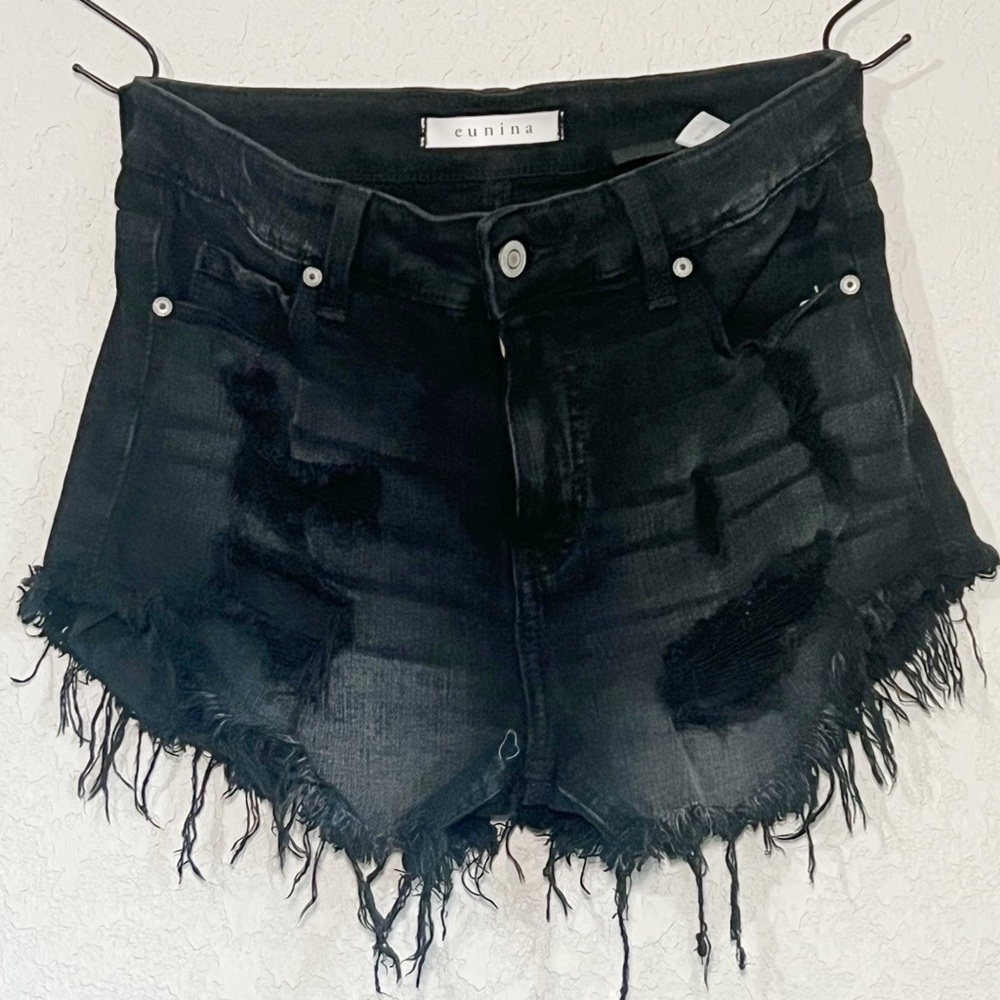 EUNINA LULU HIGH RISE SHORT BLACK SIZE SMALL